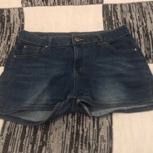 Blue jean shorts size small/medium. Stretchy